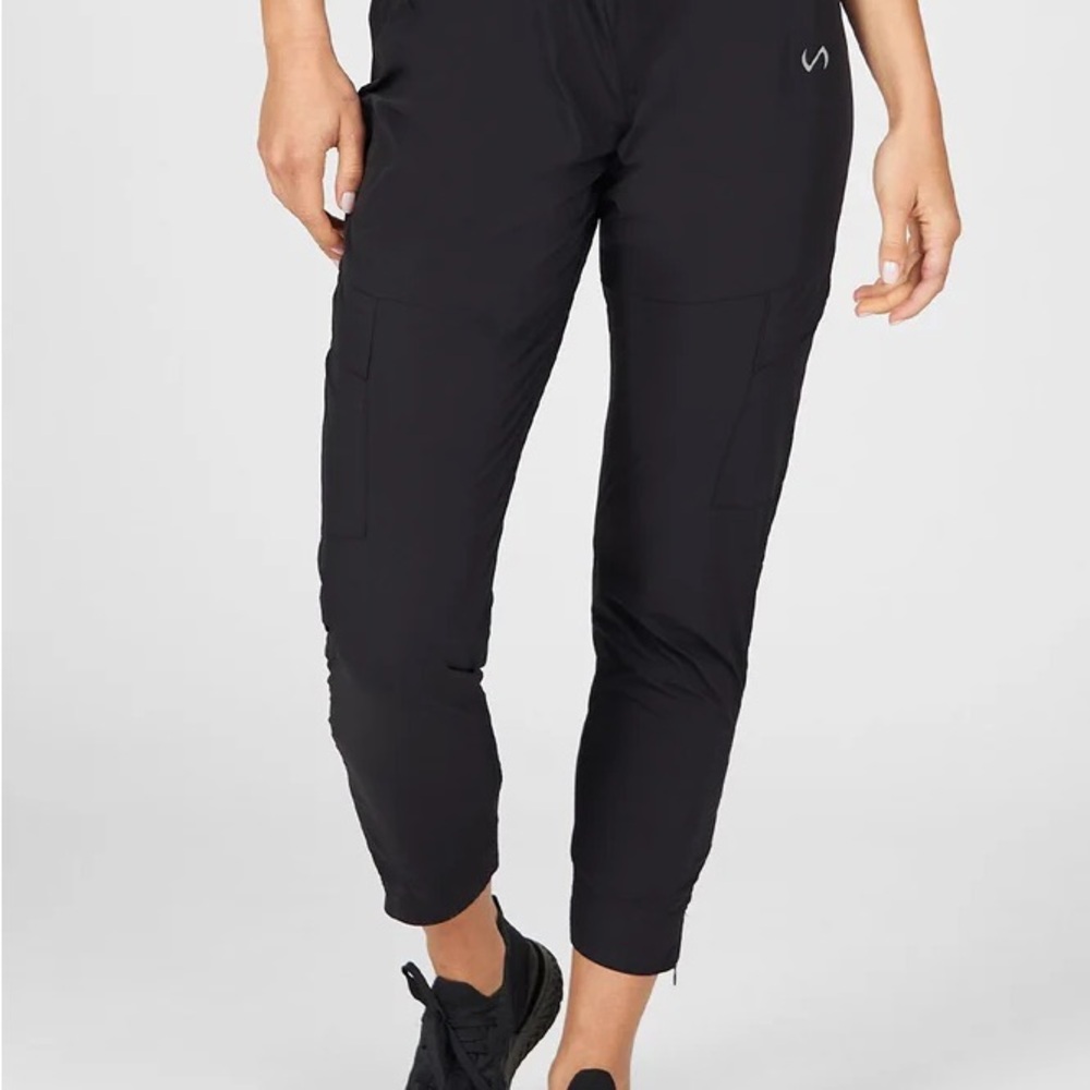 Black Cropped Jogger Size M